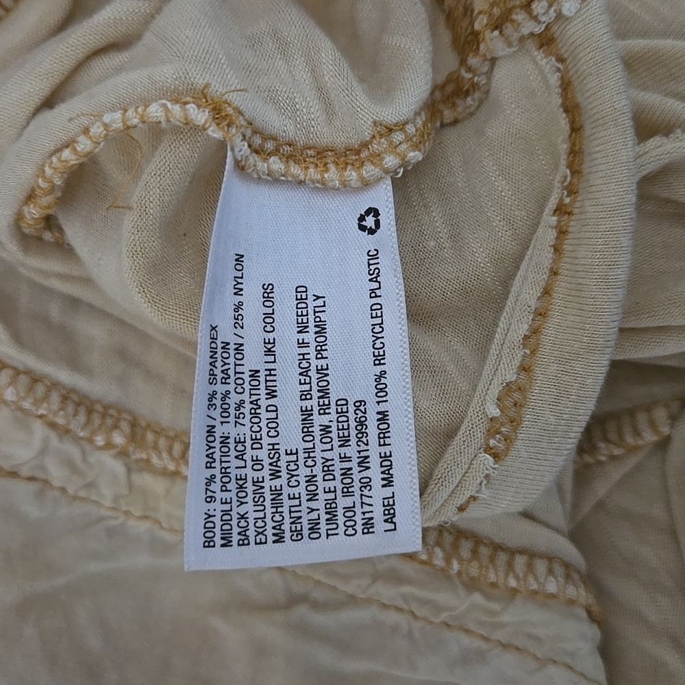 Knox Rose Ivory Lace Trim Top - Picture 4 of 4